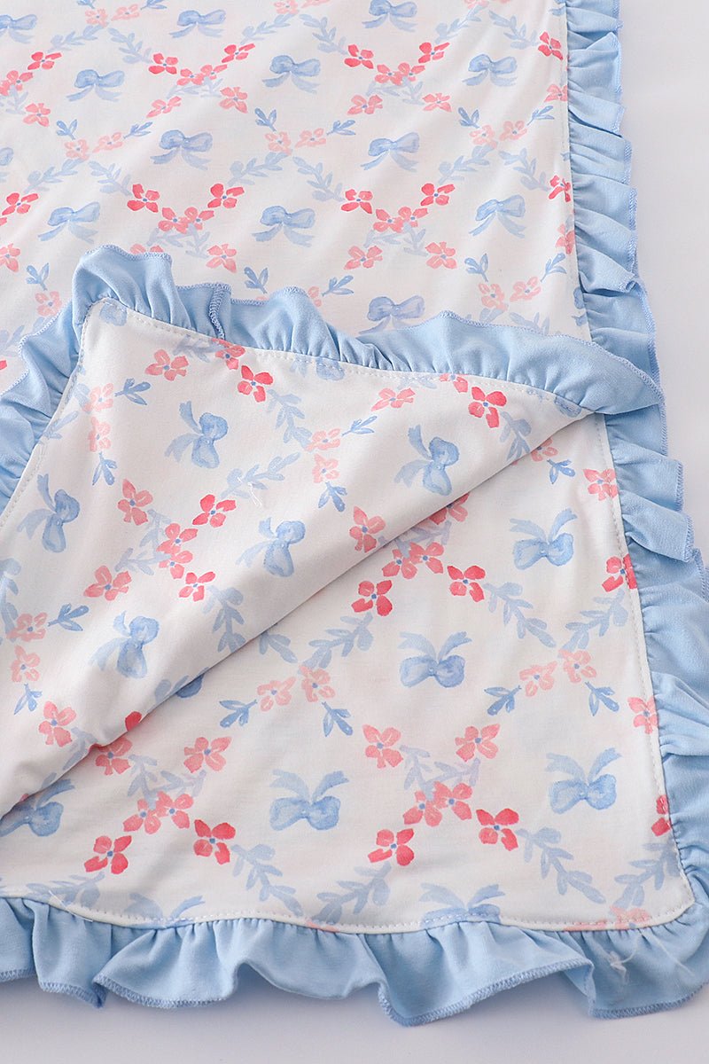 Blue Ruffle Luxe Baby Blanket – Bow Print Snuggle Essential - Blue Marc