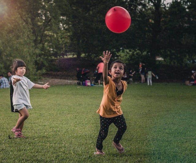 The Secret to Raising Confident Kids: Building Self-Esteem from an Early Age - Blue Marc