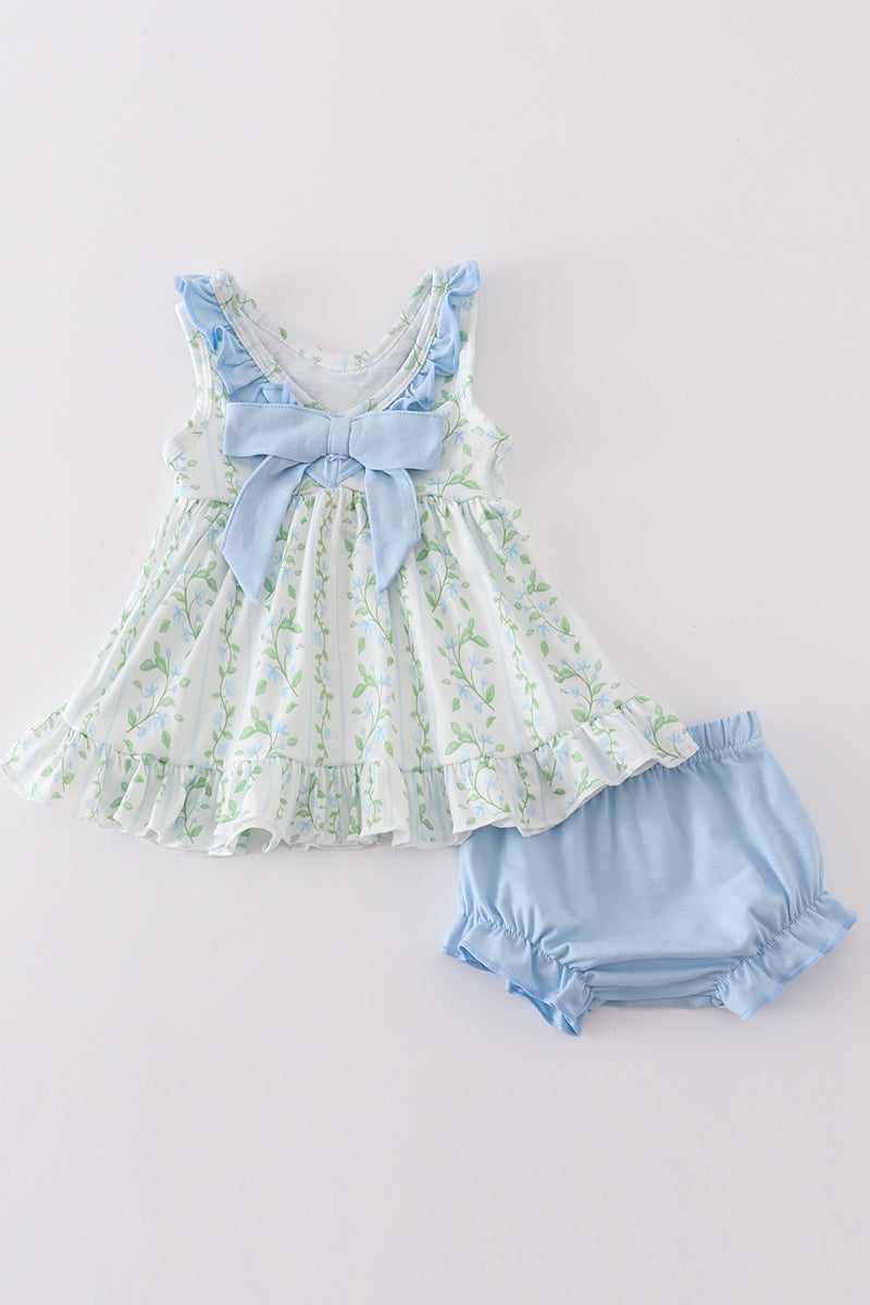 Ruffled Botanical Baby Girl Set with Blue Bloomers – Elegant Summer Outfit