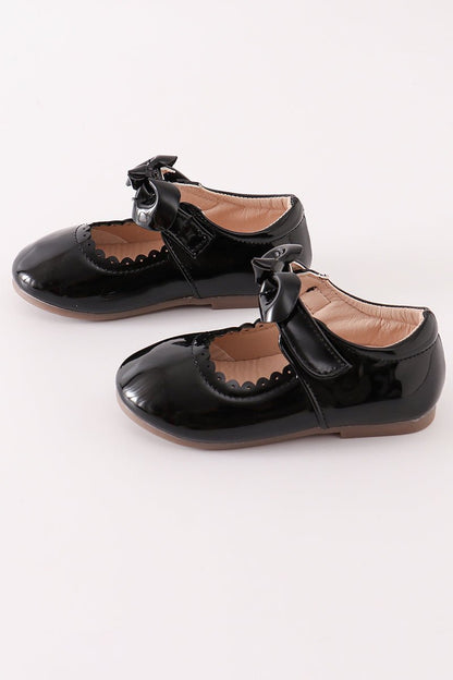 Classic Black Mary Jane Shoes with Bow Accent – Perfect for Dressy Occasions - Blue Marc