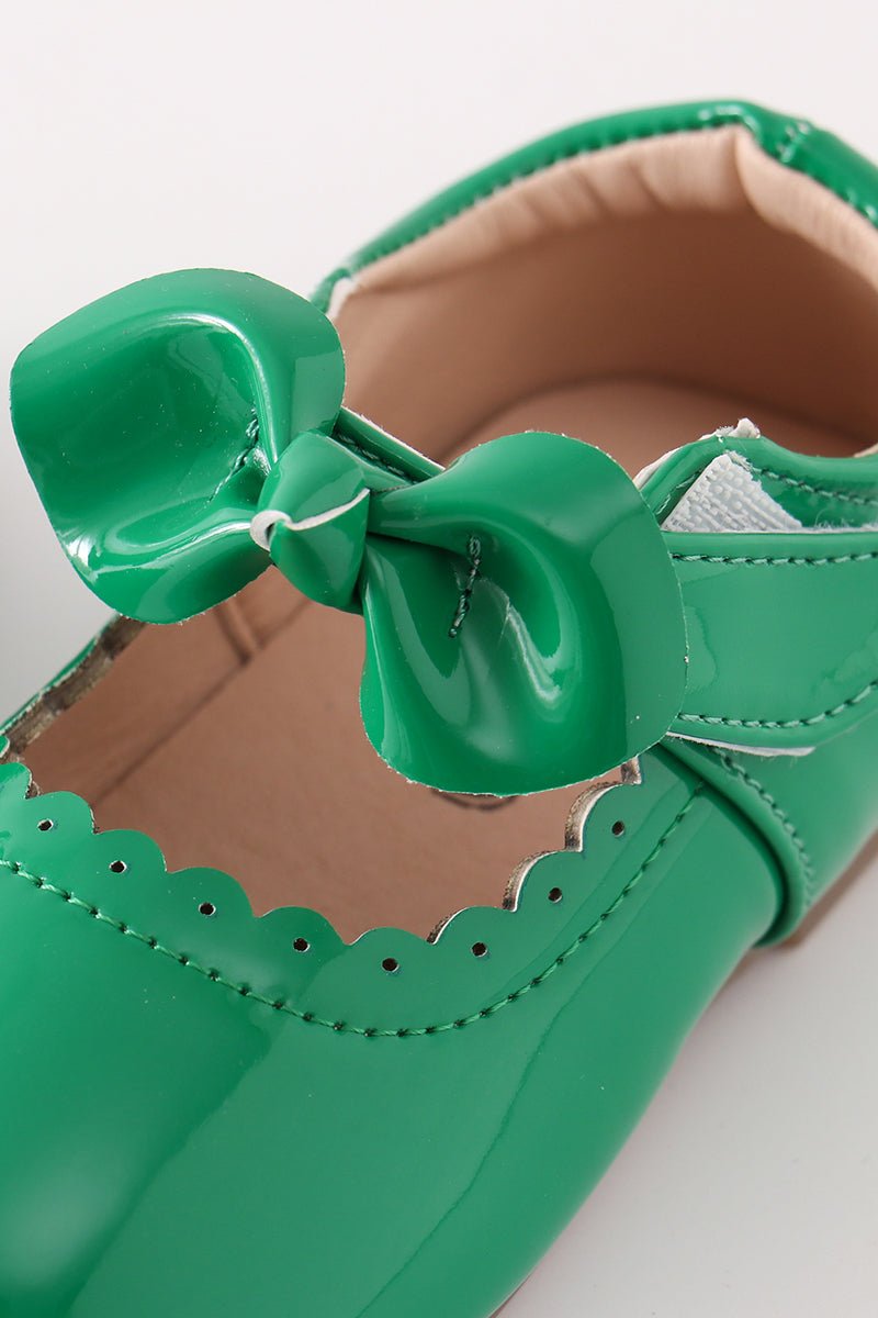 Classic Green Mary Jane Shoes with Bow Accent – Stylish and Comfortable Footwear - Blue Marc