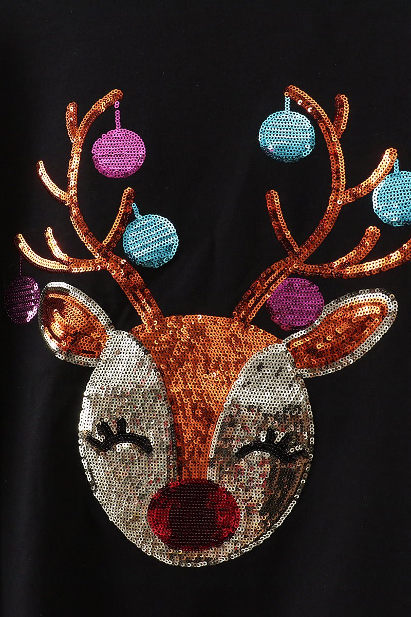 Mommy and Me Reindeer Holiday Sweatshirt Set – Black - Blue Marc